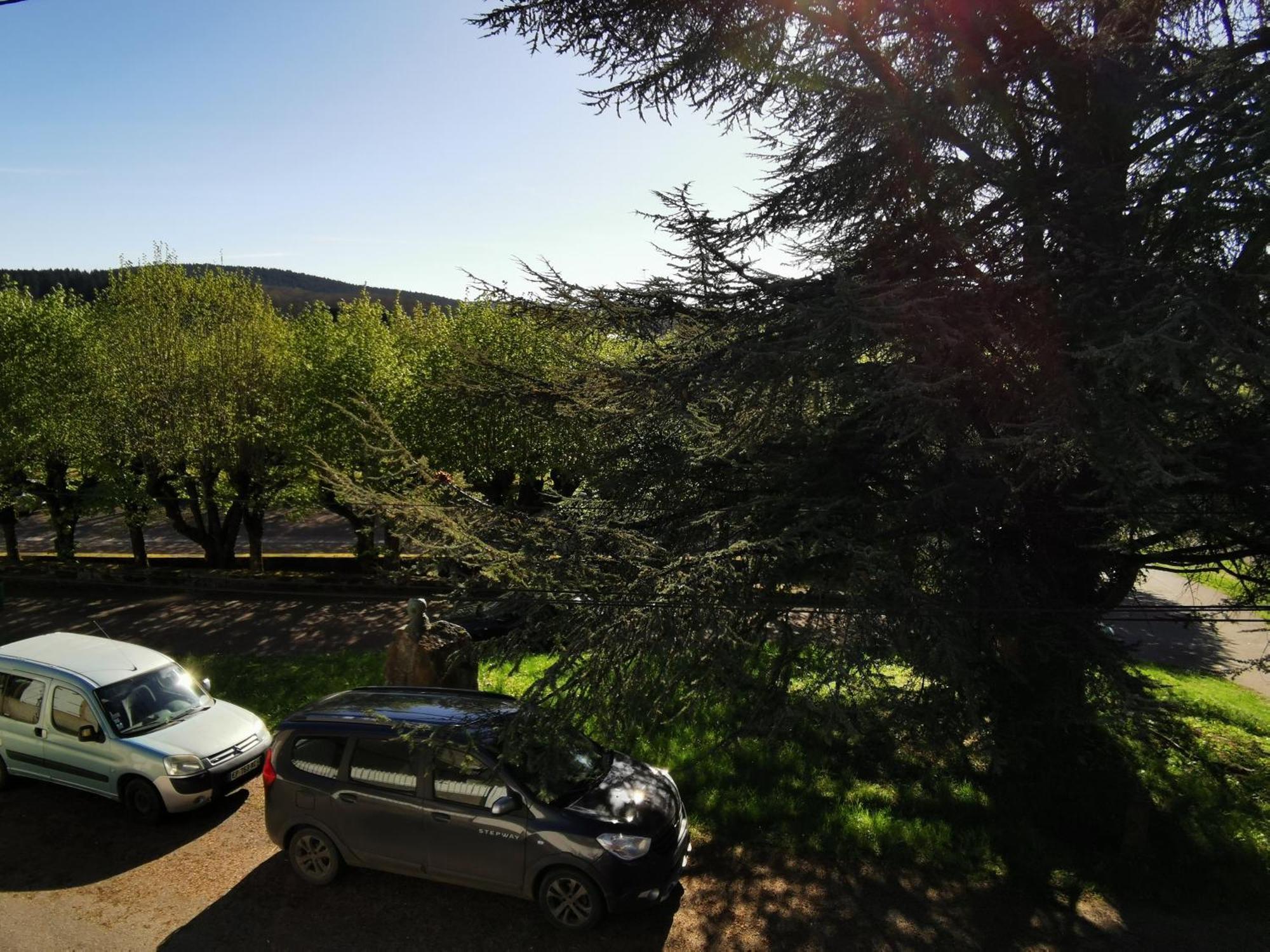 Gite La Bancale Lormes Exterior photo